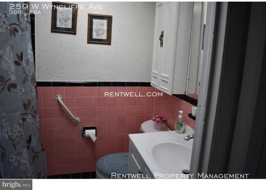 259 W Wyncliffe Ave - Photo 3 of 6