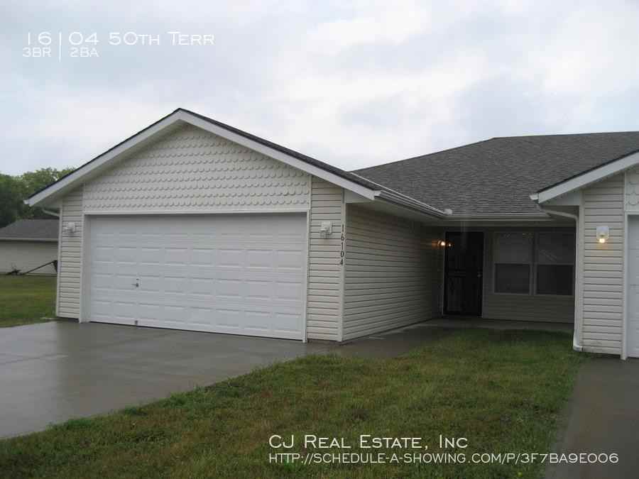 16104 E 50th Ter - Photo 2 of 9