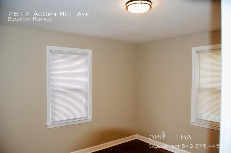 2512 Acorn Hill Ave - Photo 2 of 15