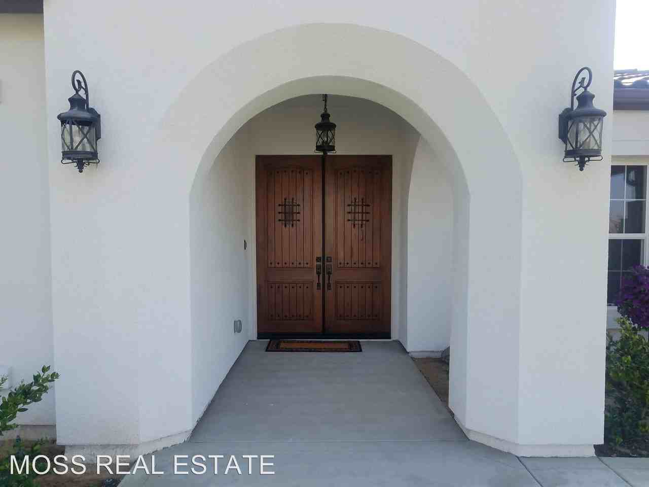 6100 Dartmoor Wood Ave - Photo 3 of 20