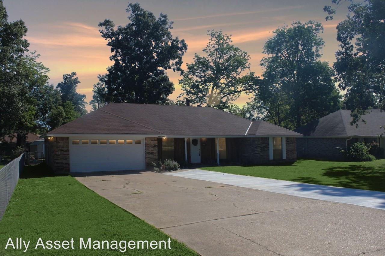 4607 Parkridge Dr - Photo 3 of 20