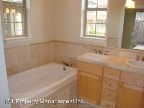 102 Caledonian Ct - Photo 2 of 4
