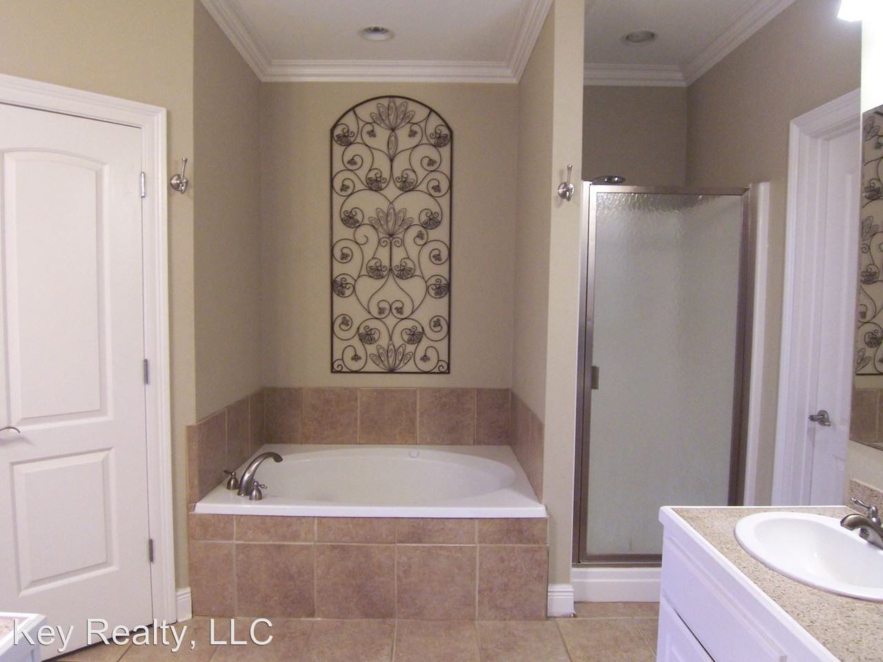 7017 Legacy Loop - Photo 2 of 5