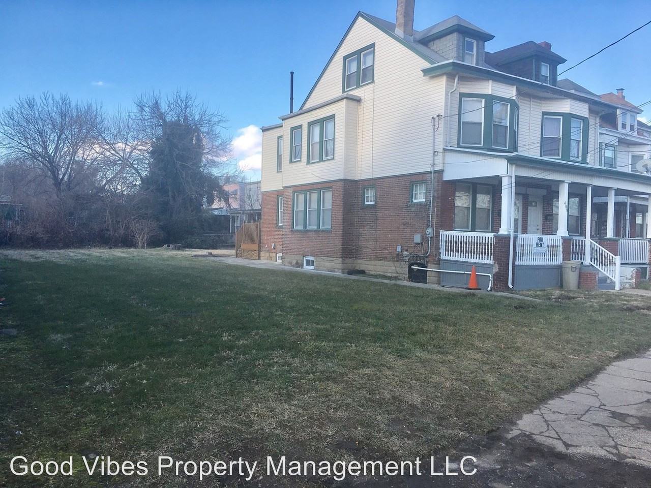 489 Brunswick Ave - Photo 2 of 7