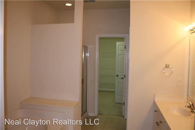 101 Honey Creek Ln - Photo 3 of 9
