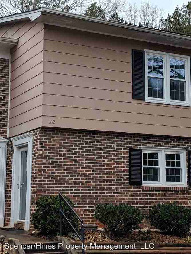 102 Fernridge Dr - Photo 2 of 22