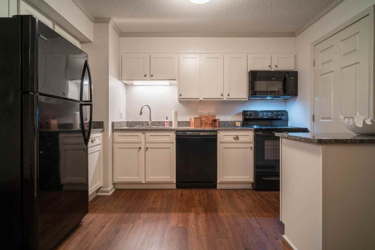 The Oaks at Little Dutchman Creek - Photo 3 of 19