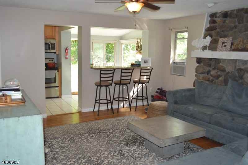 11 Cedar Rd - Photo 2 of 17