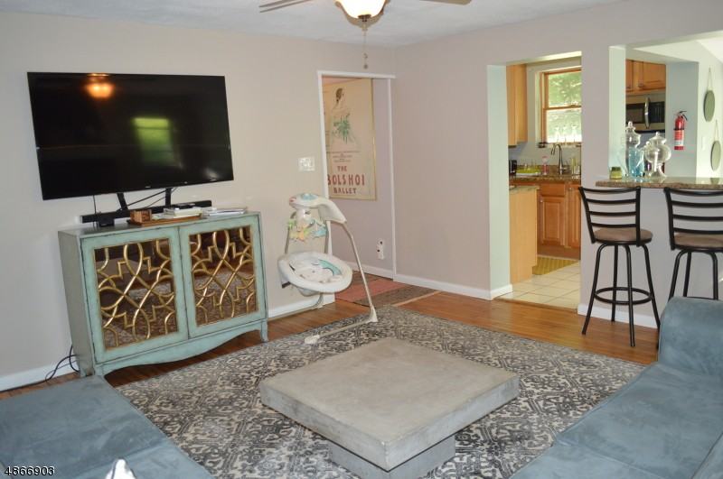 11 Cedar Rd - Photo 3 of 17