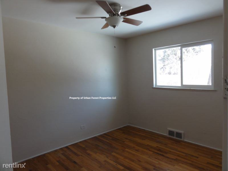 2740 Adams St - Photo 3 of 8