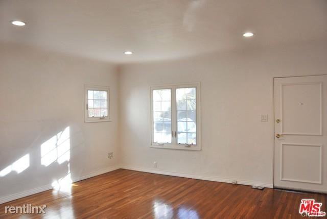 1611 Ellsmere Ave - Photo 3 of 11