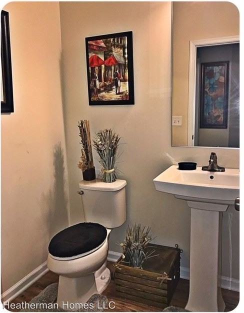 74 Coachman Cir - Photo 3 of 8