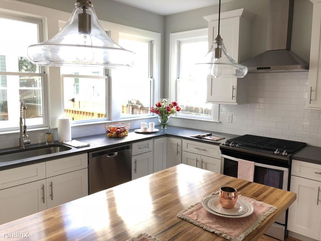 714 Shelby Ave #A - Photo 3 of 20