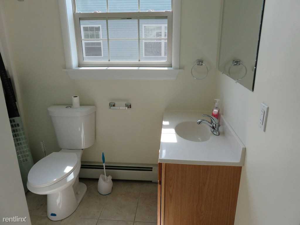 Kendall Ave - Photo 2 of 46