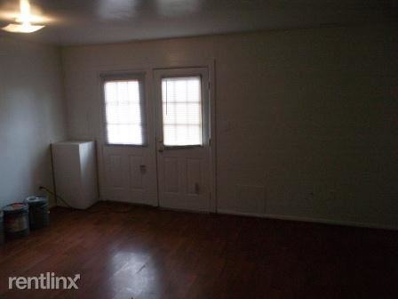 5501 Peerless Ave - Photo 3 of 5