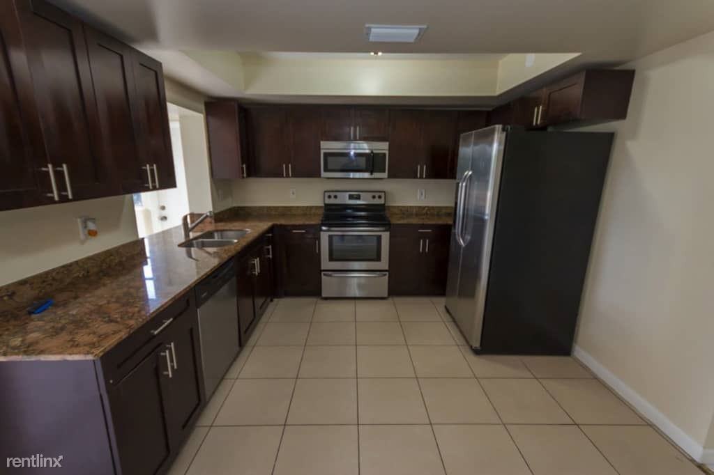 3880 NW 78th Terrace - Photo 2 of 8