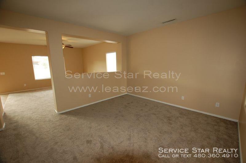 26151 W Tonopah Dr - Photo 3 of 24