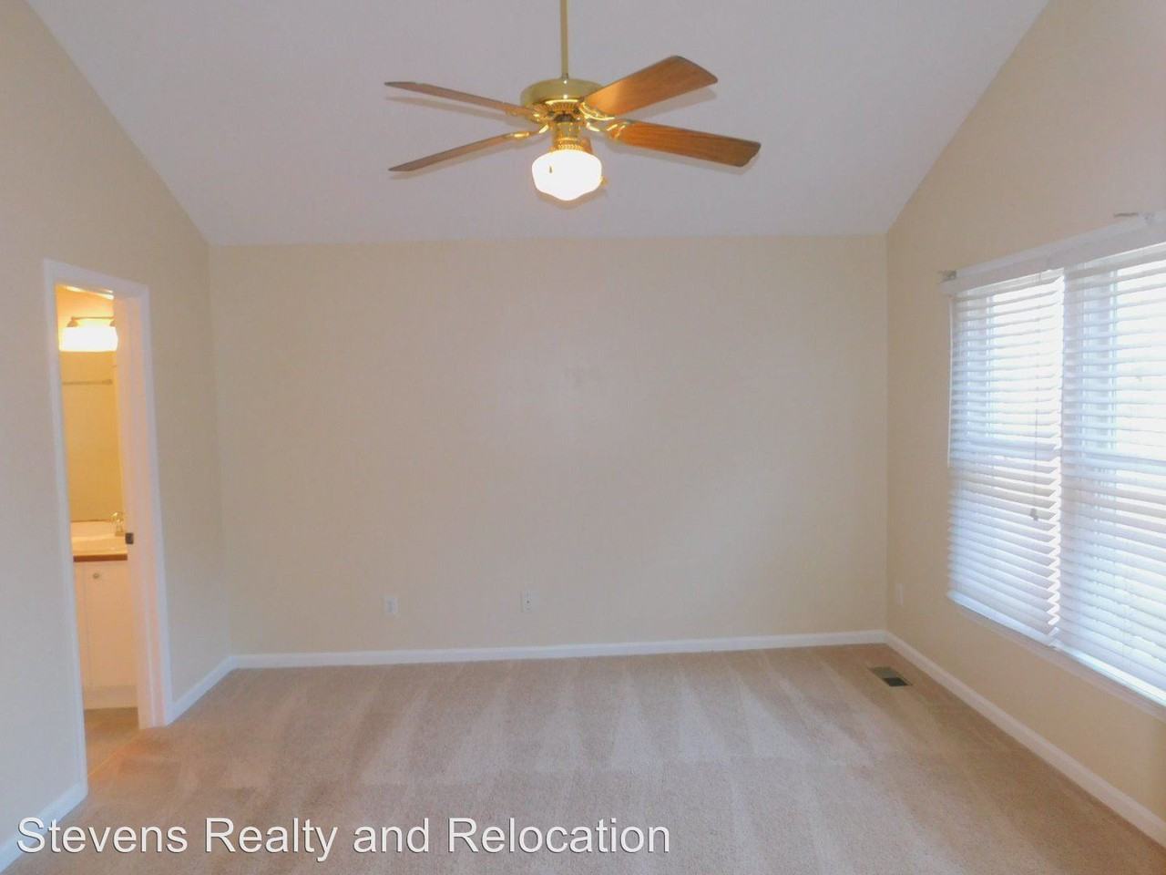 201 Lassiter Farm Rd - Photo 3 of 24