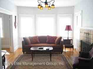 2512 Parker St - Photo 2 of 8