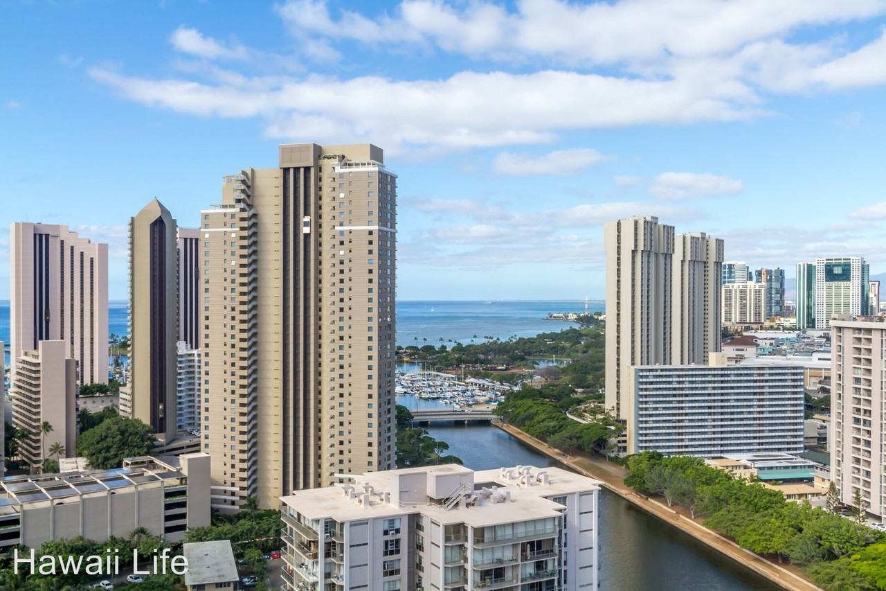 1717 Ala Wai Blvd #2708