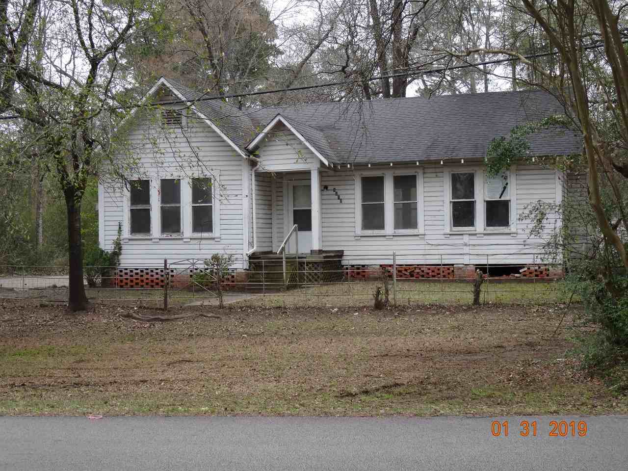 1312 Ellis Ave - Photo 2 of 9