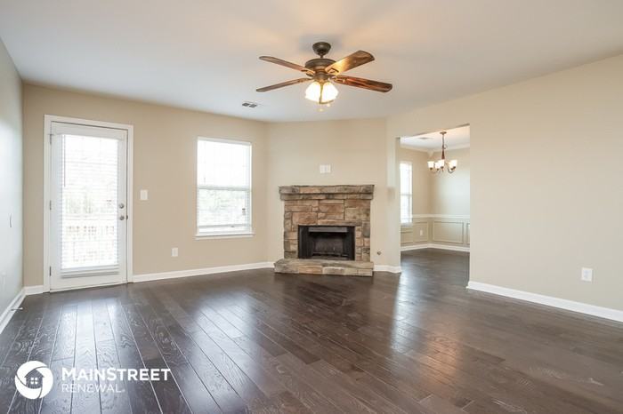 153 Elderberry Point - Photo 2 of 15