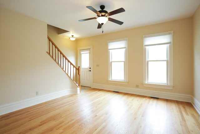 162 Summit St - Photo 2 of 10