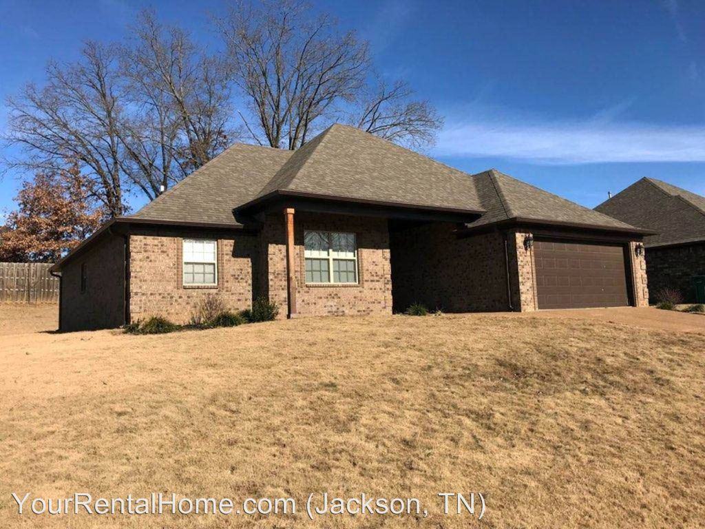 231 Hartfield Dr - Photo 2 of 15