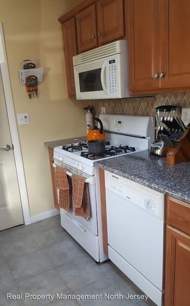 29 Van Wagoner Ave - Photo 2 of 4