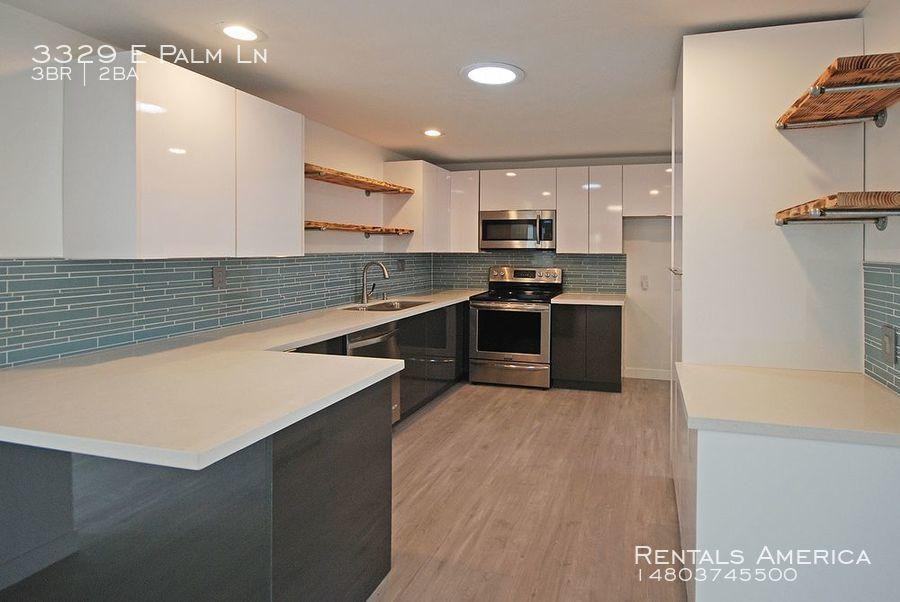 3329 E Palm Ln - Photo 3 of 20