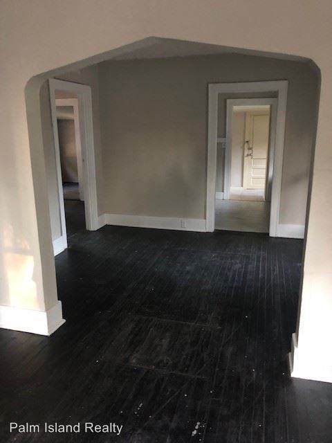 710 N M St - Photo 2 of 14