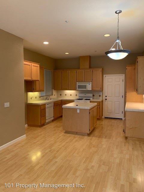 442 Riesling St - Photo 2 of 8