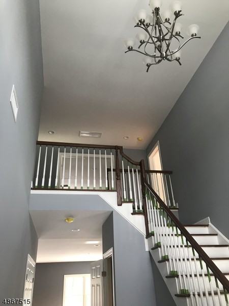 83 W Lake Shore Dr - Photo 3 of 19