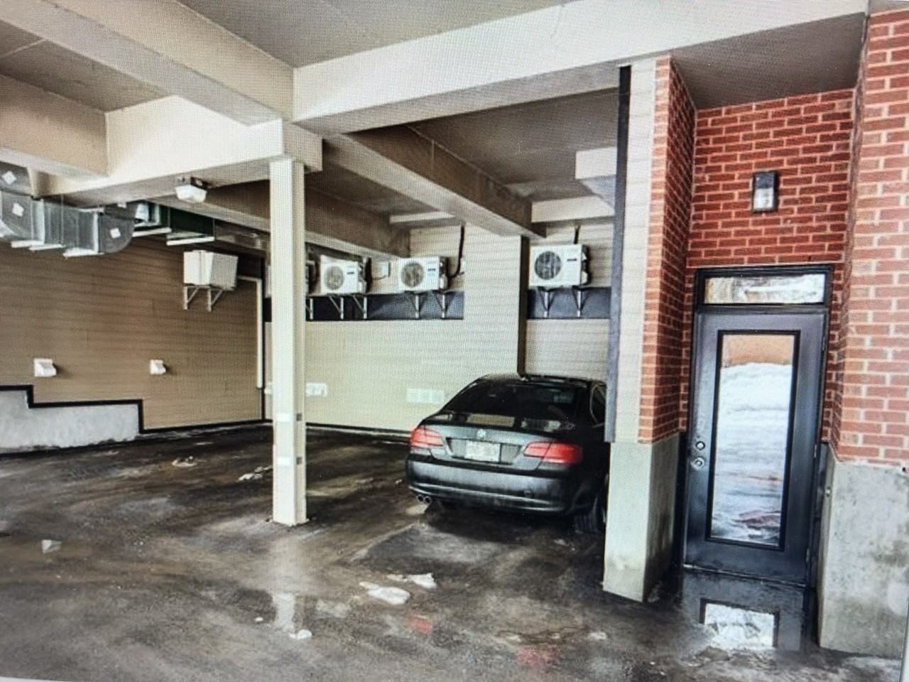 1888 Rue Wellington #301 - Photo 2 of 16