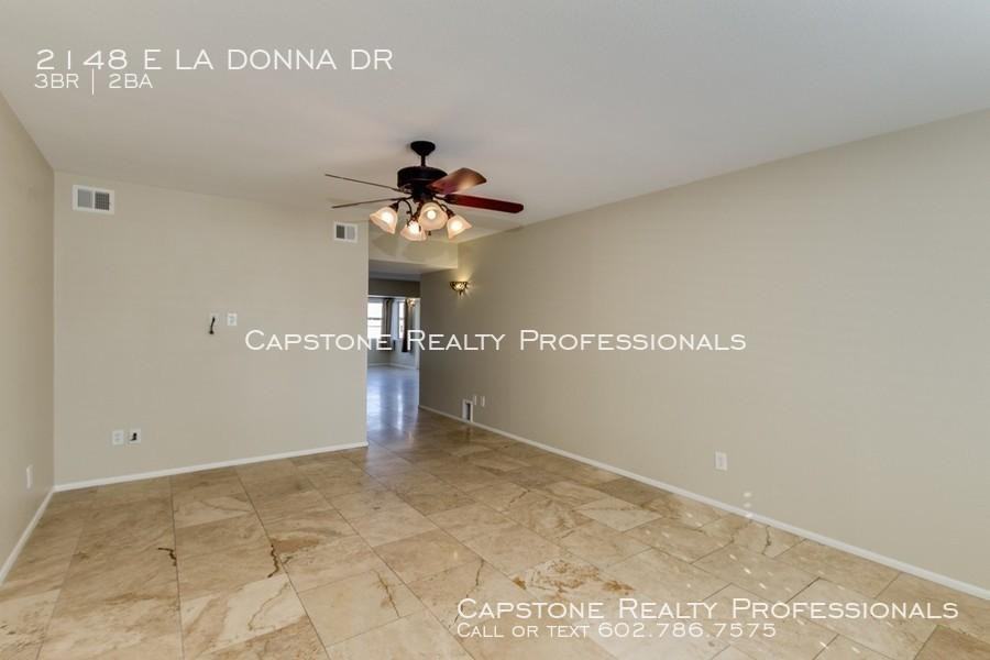 2148 E La Donna Dr - Photo 3 of 25