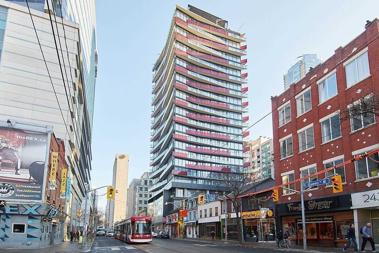 215 Queen Street West #2306