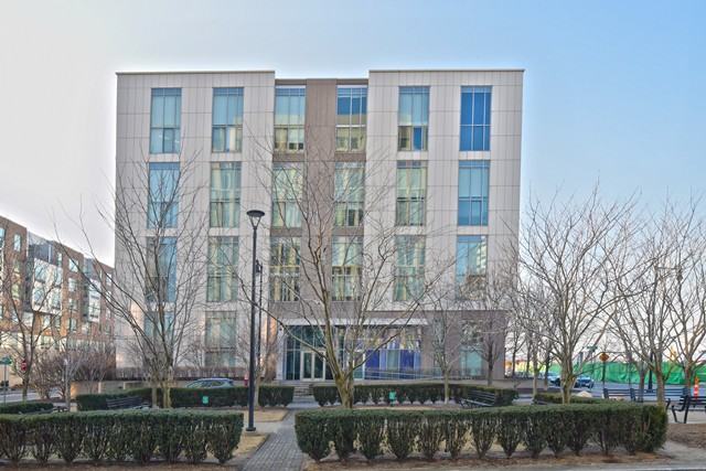 1 Earhart Street #311