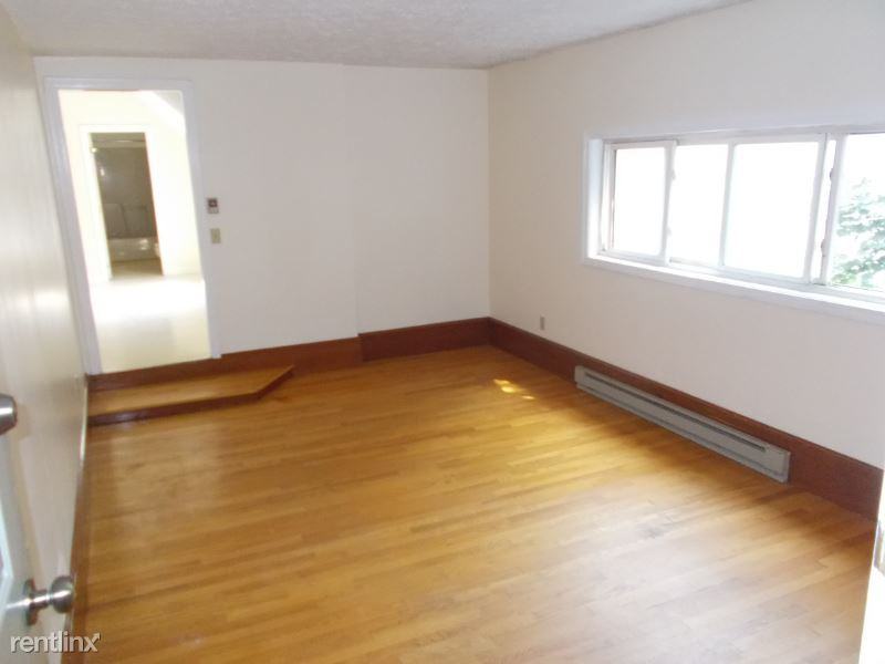 248 Valley Street - Photo 2 of 10