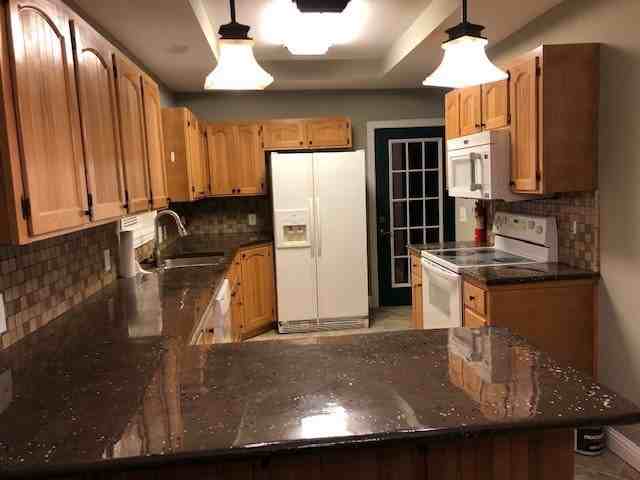 512 Plum St - Photo 2 of 6