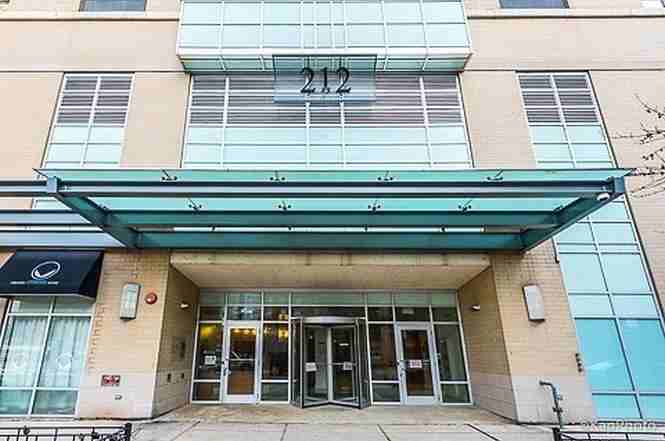 212 East Cullerton Street #602