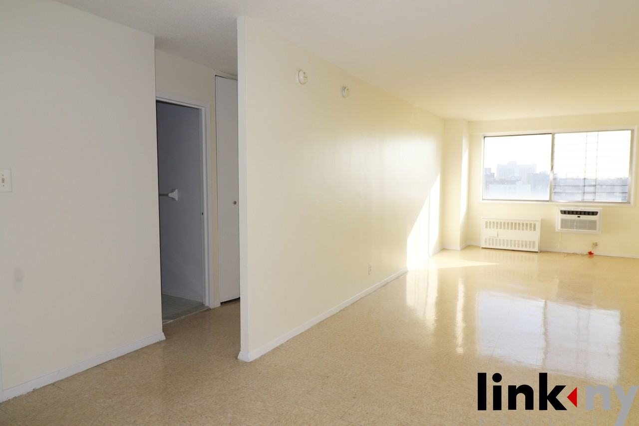 40 East Sidney Avenue #10F