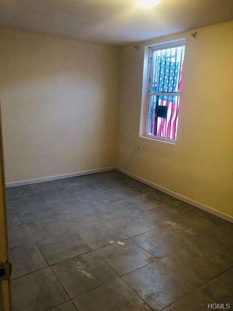 2347 Newbold Ave - Photo 2 of 6