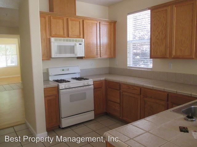 194 Wright Ct - Photo 3 of 6