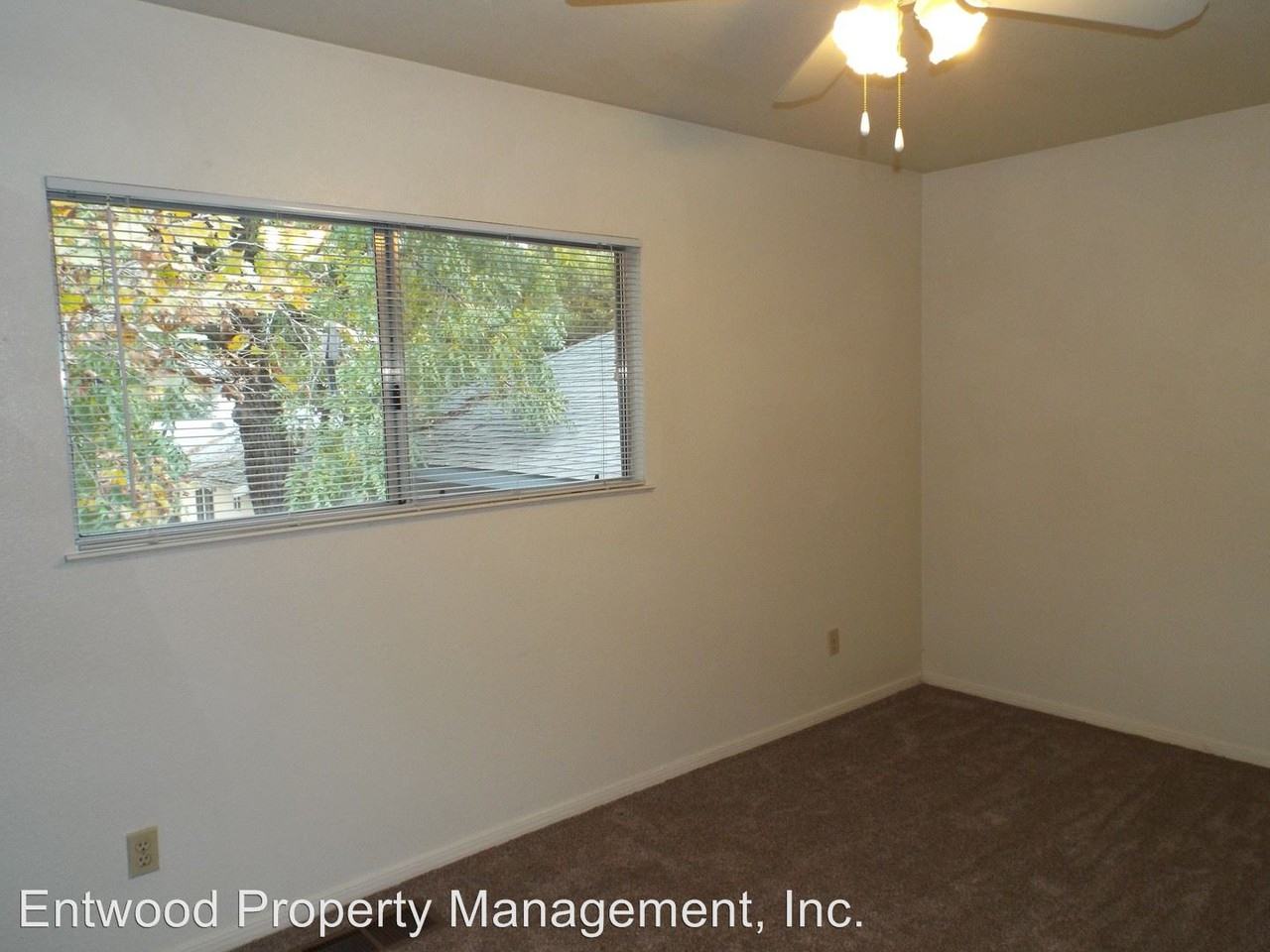 208 W Sacramento Ave  A,B,C - Photo 2 of 7