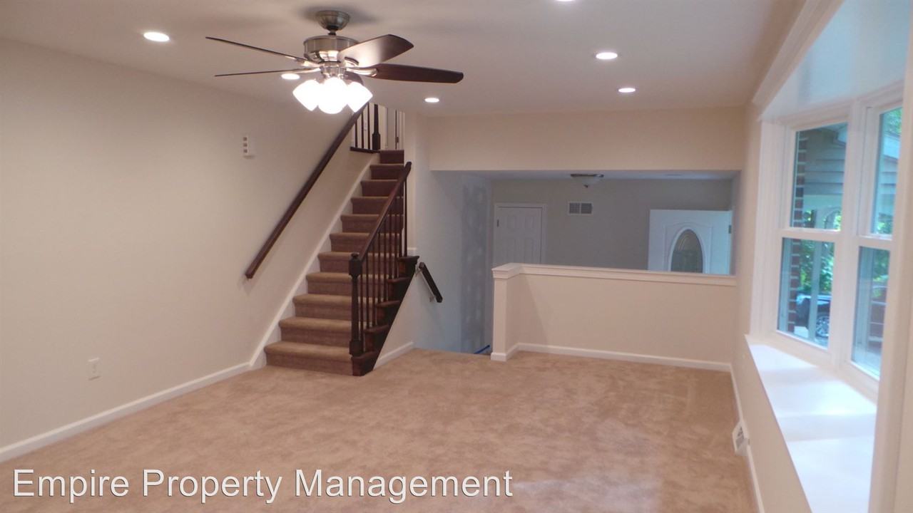 5729 Applebutter Hill Rd - Photo 2 of 20