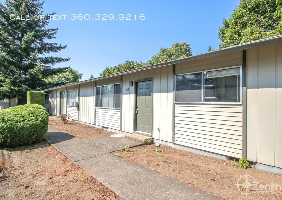 2436 Rossiter Ln - Photo 2 of 11