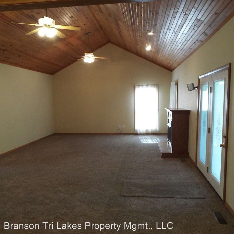 176 S Lakeshore Dr - Photo 2 of 18