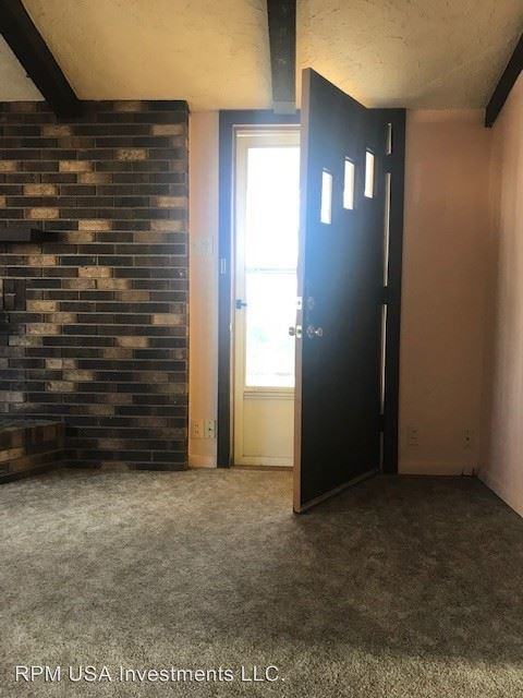 1719 Purdue Dr - Photo 3 of 19