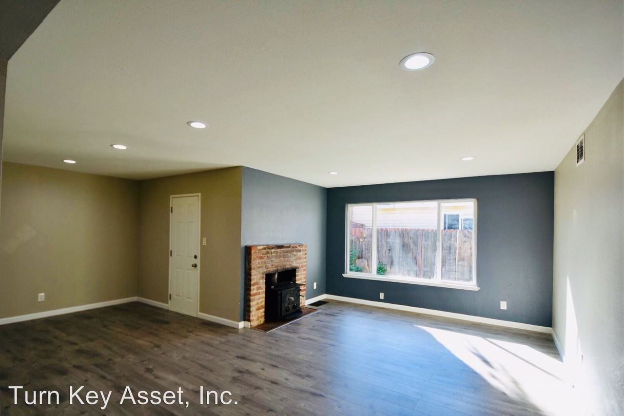 6300 44th St - Photo 3 of 12