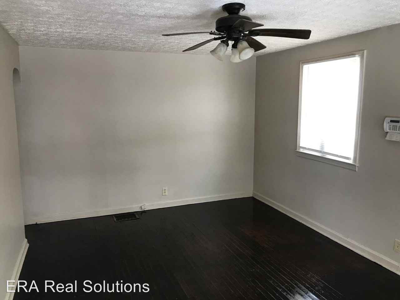 2278 N Hamilton Rd - Photo 2 of 7